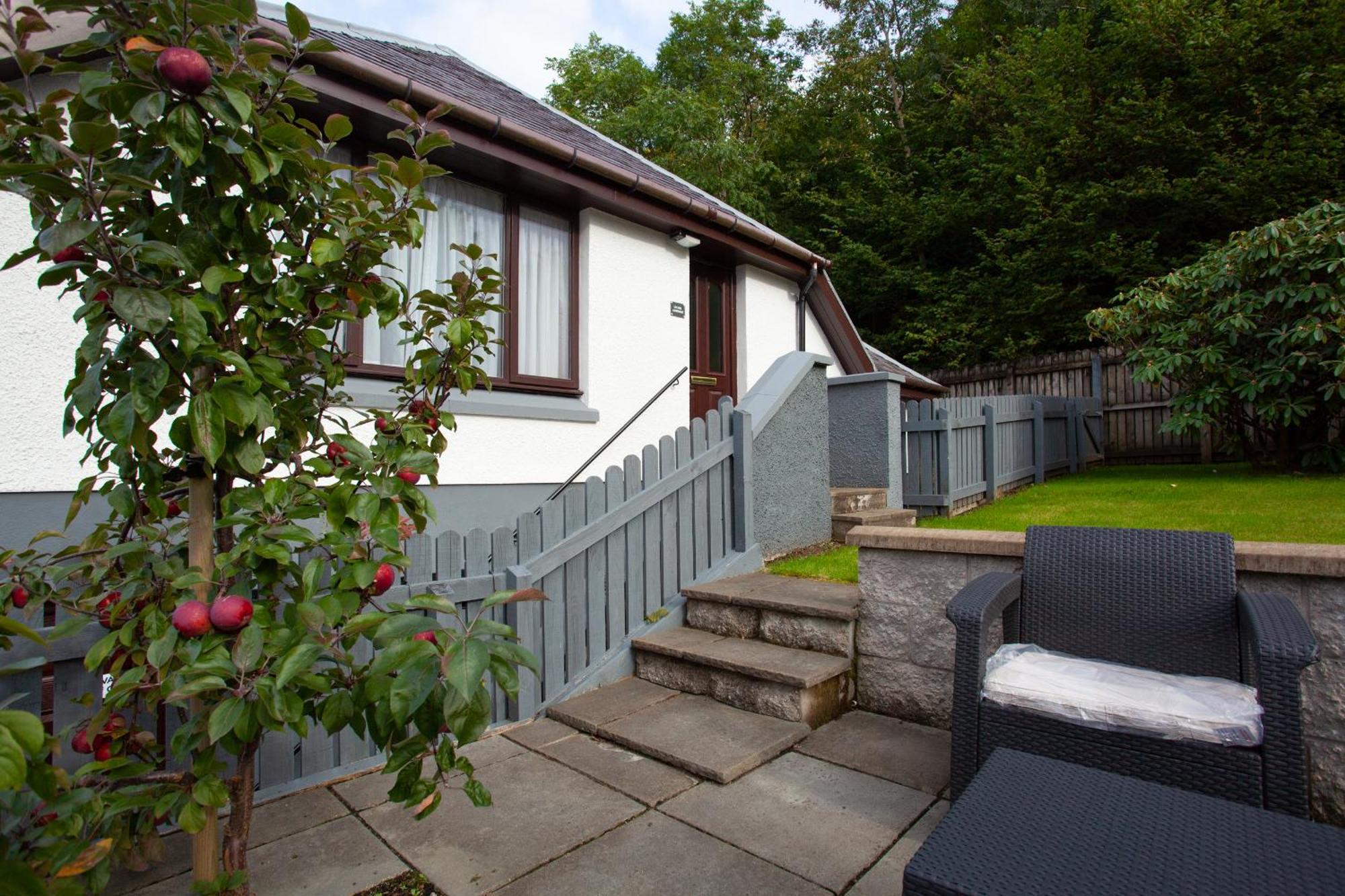 Lochiel Villa Guest House Fort William Exteriör bild