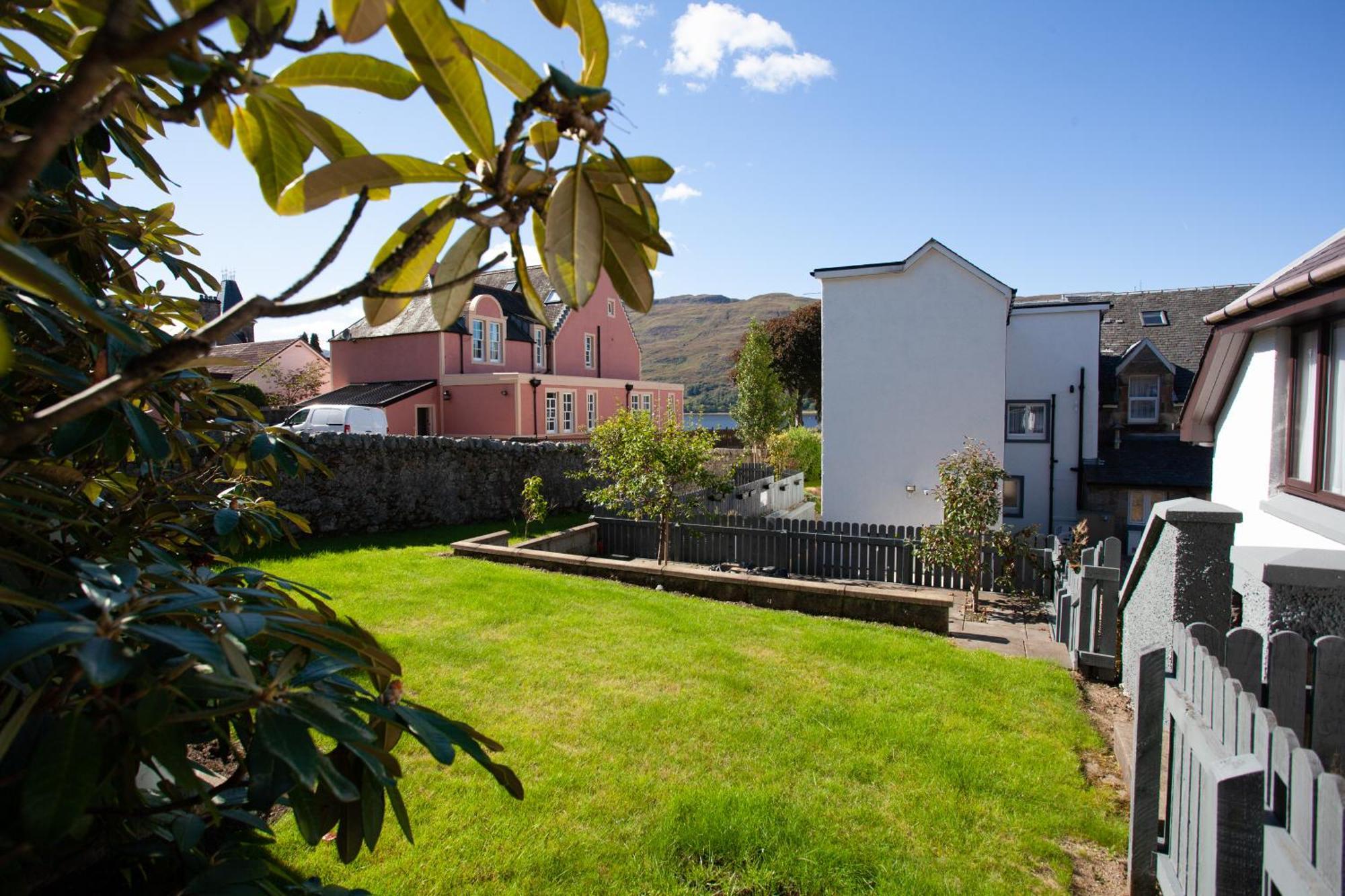 Lochiel Villa Guest House Fort William Exteriör bild